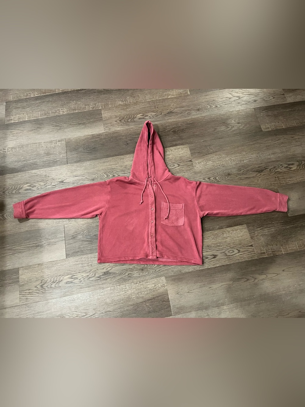 American Eagle Cozy Button-Up Hooded Crop Sweatshirt - Picture 4 of 8